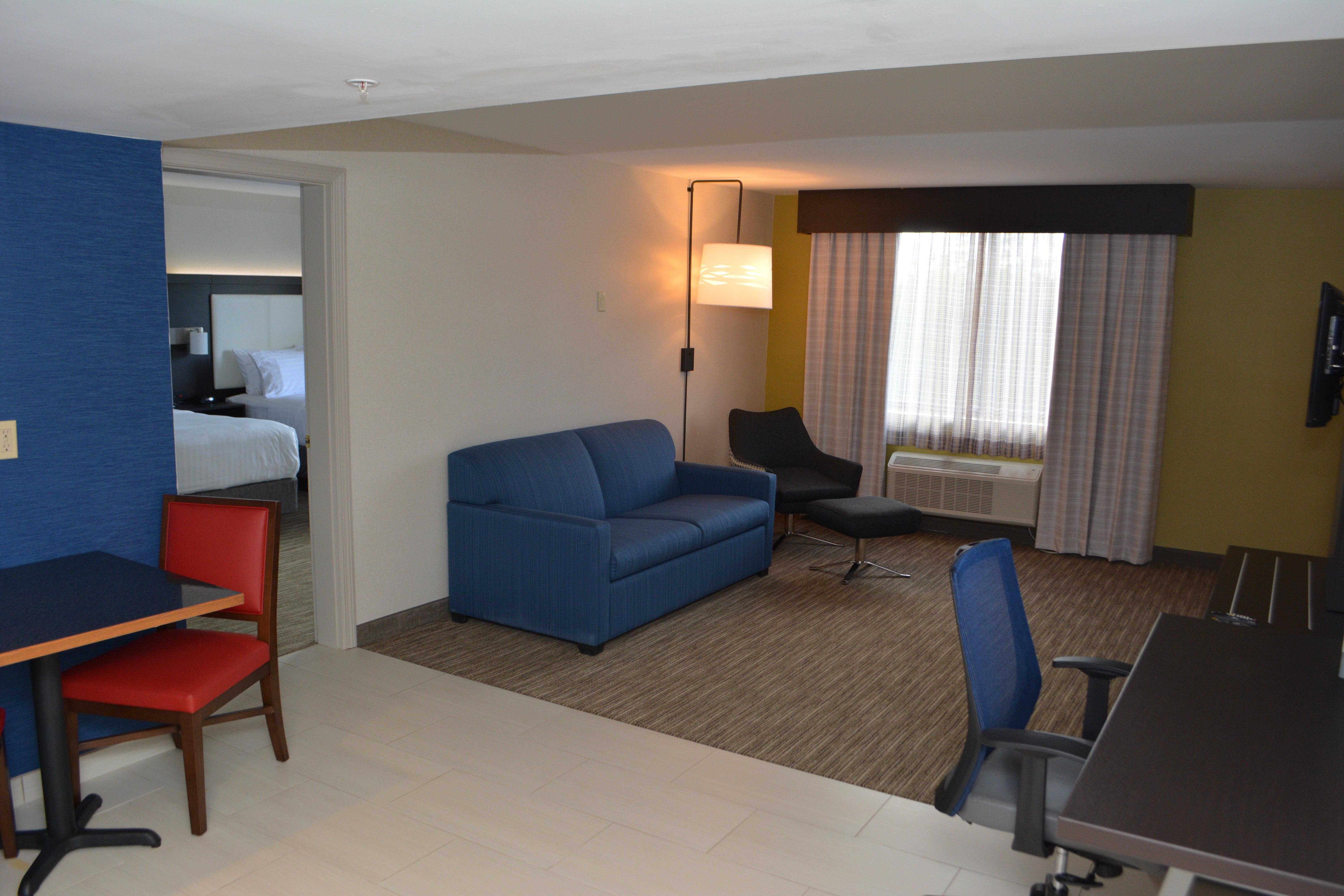 Holiday Inn Express & Suites Waterville - North By Ihg Екстер'єр фото