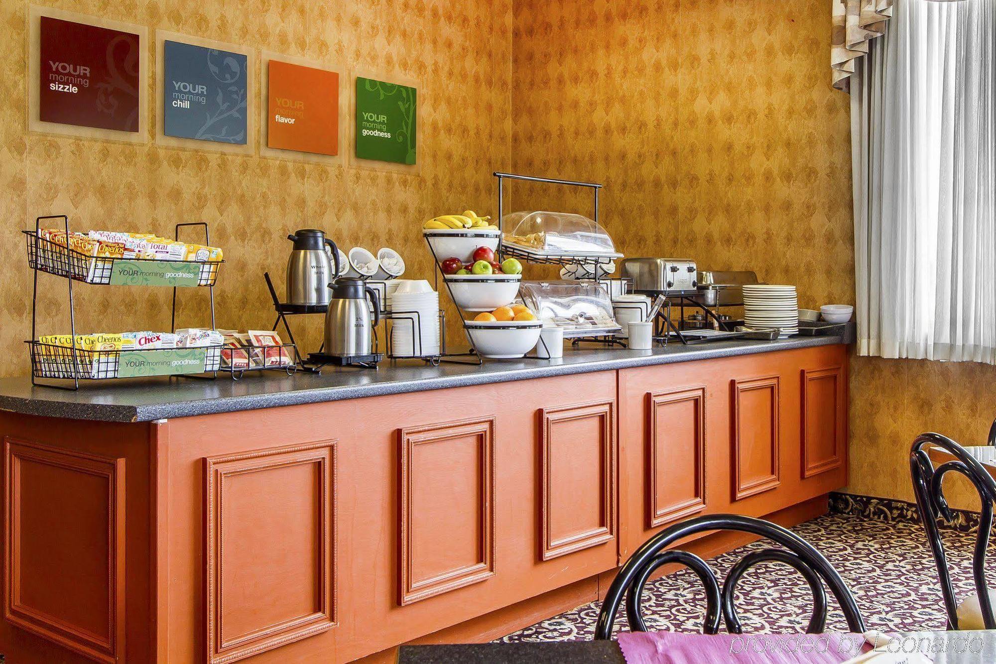 Holiday Inn Express & Suites Waterville - North By Ihg Екстер'єр фото