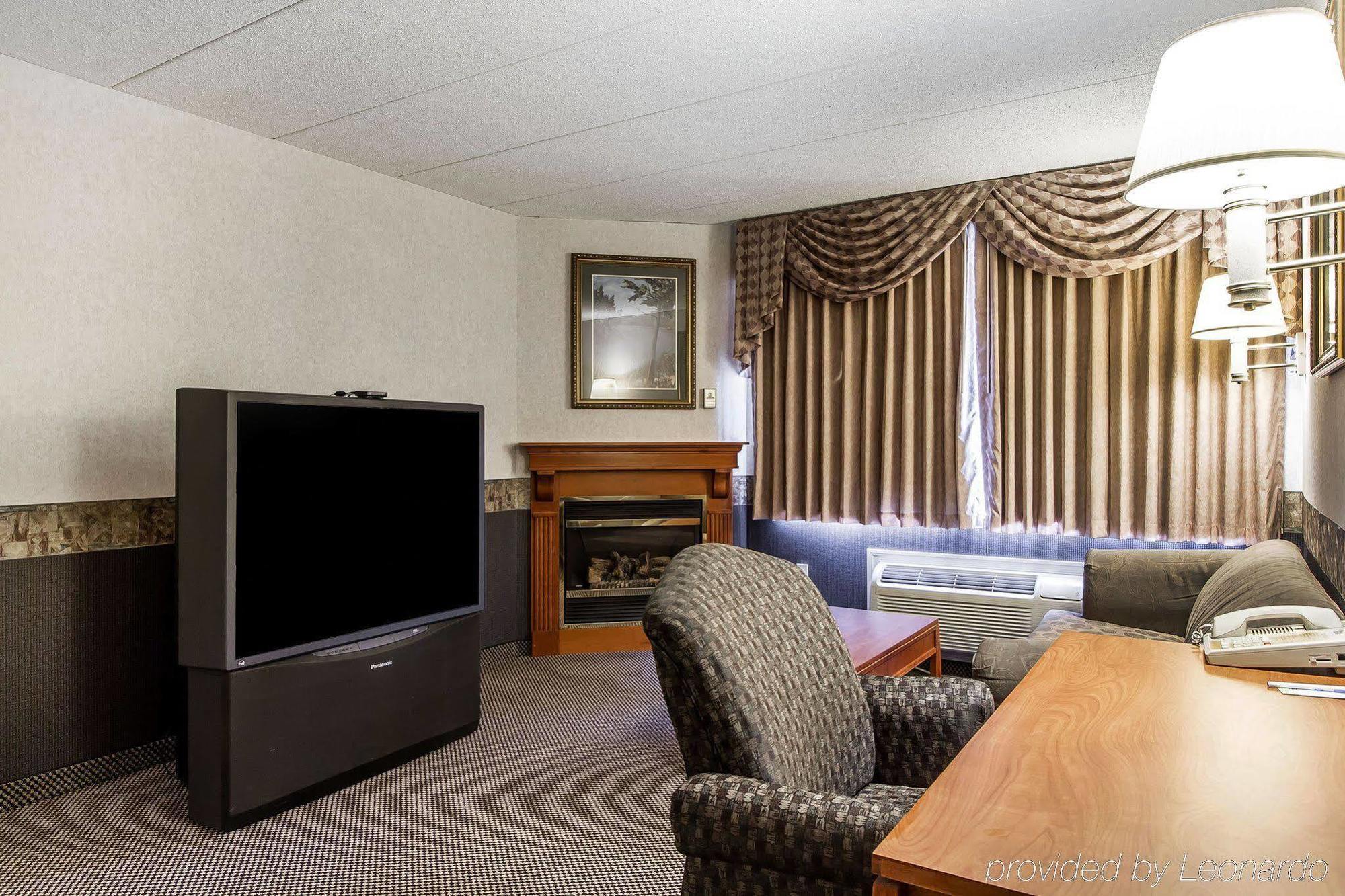 Holiday Inn Express & Suites Waterville - North By Ihg Екстер'єр фото