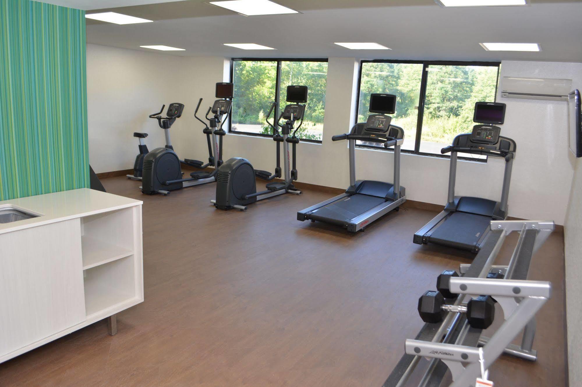 Holiday Inn Express & Suites Waterville - North By Ihg Екстер'єр фото